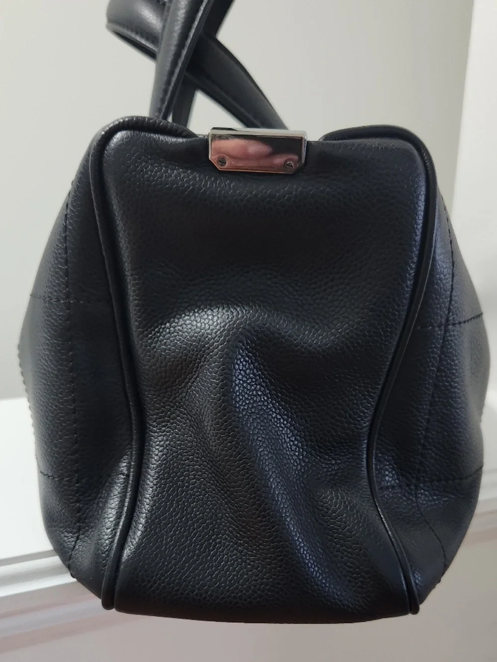 CHANEL Tote - Picture 3 of 16